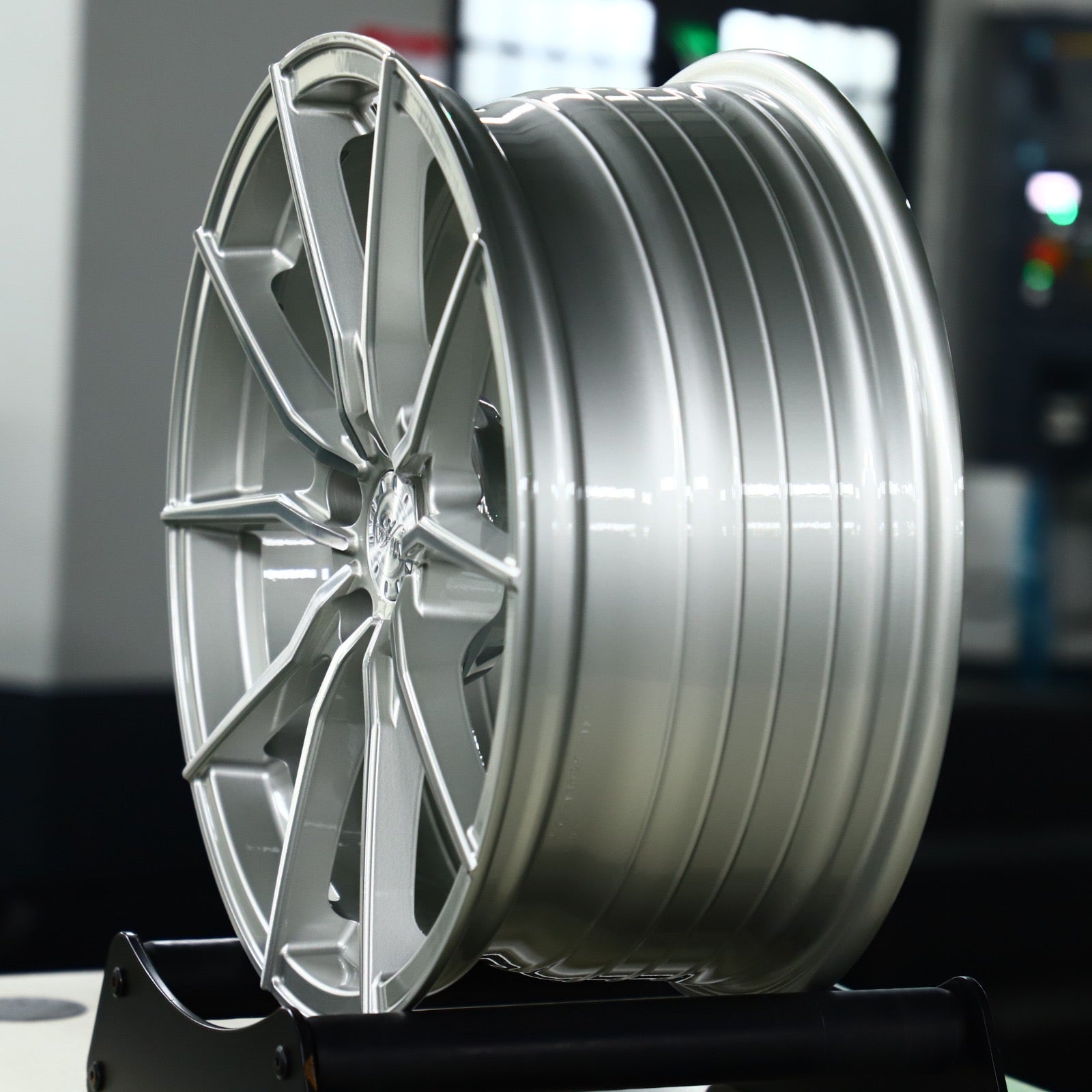 Vertini RFs1.2 – Azor Forged